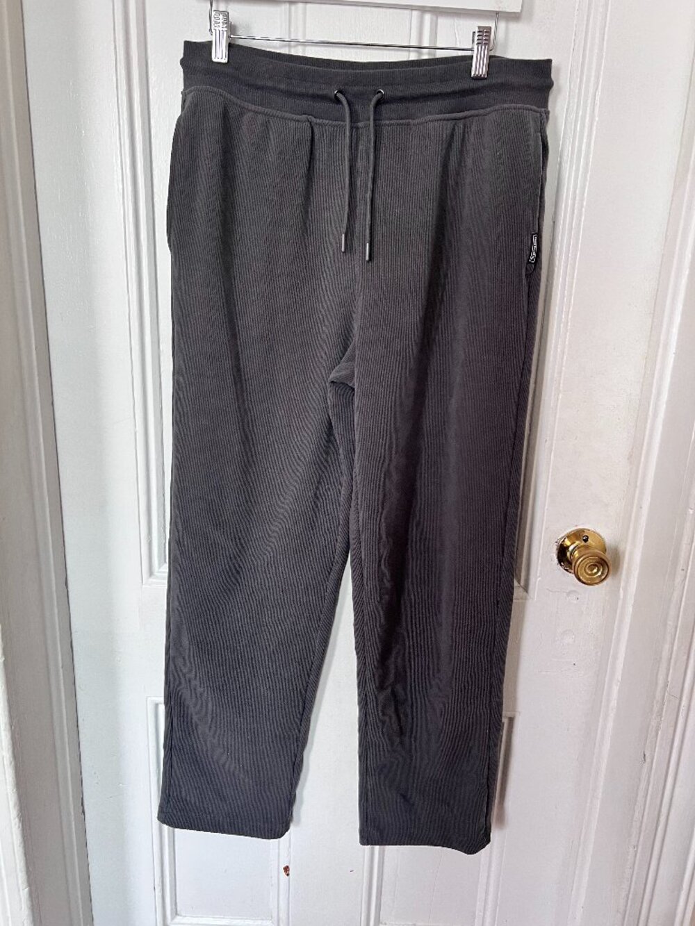 Eddie Bauer Lounge Gray Jogger Sweatpants Men’s Medium Relaxed Casual Soft